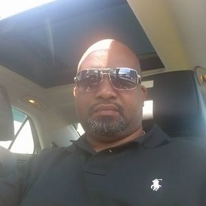 Meet your Posher, Dennis